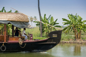 Crucero a través de los remansos de Kerala - Imagen de sergemi