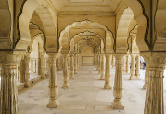Sala de mármol blanco de Sattais Katcheri en Fuerte Amber, Jaipur - Imagen de Pete Burana