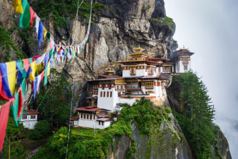 Monasterio de Taktsang, Bhutan © Apisak Kanjanapusit / Shutterstock