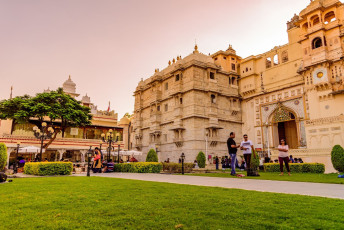 Complejo situado en la ciudad de Udaipur, construido en un período de 400 años, con contribuciones de varios gobernantes de la dinastía Mewar ©Amit kg / Shutterstock