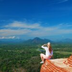turista-disfrutar-Sigiriya-View-Sri-Lanka