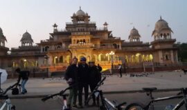Tour en bicicleta por Jaipur: Pedalea a través del patrimonio histórico de la Ciudad Rosa